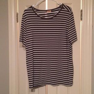 Piko 1988 soft  army green striped t shirt